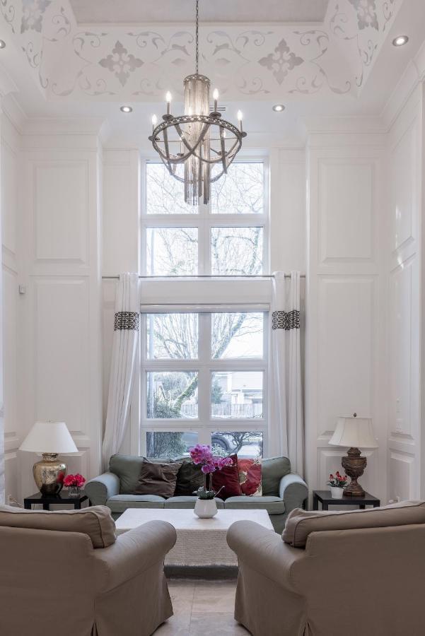 Luxurious Private Rooms In Ρίτσμοντ Εξωτερικό φωτογραφία
