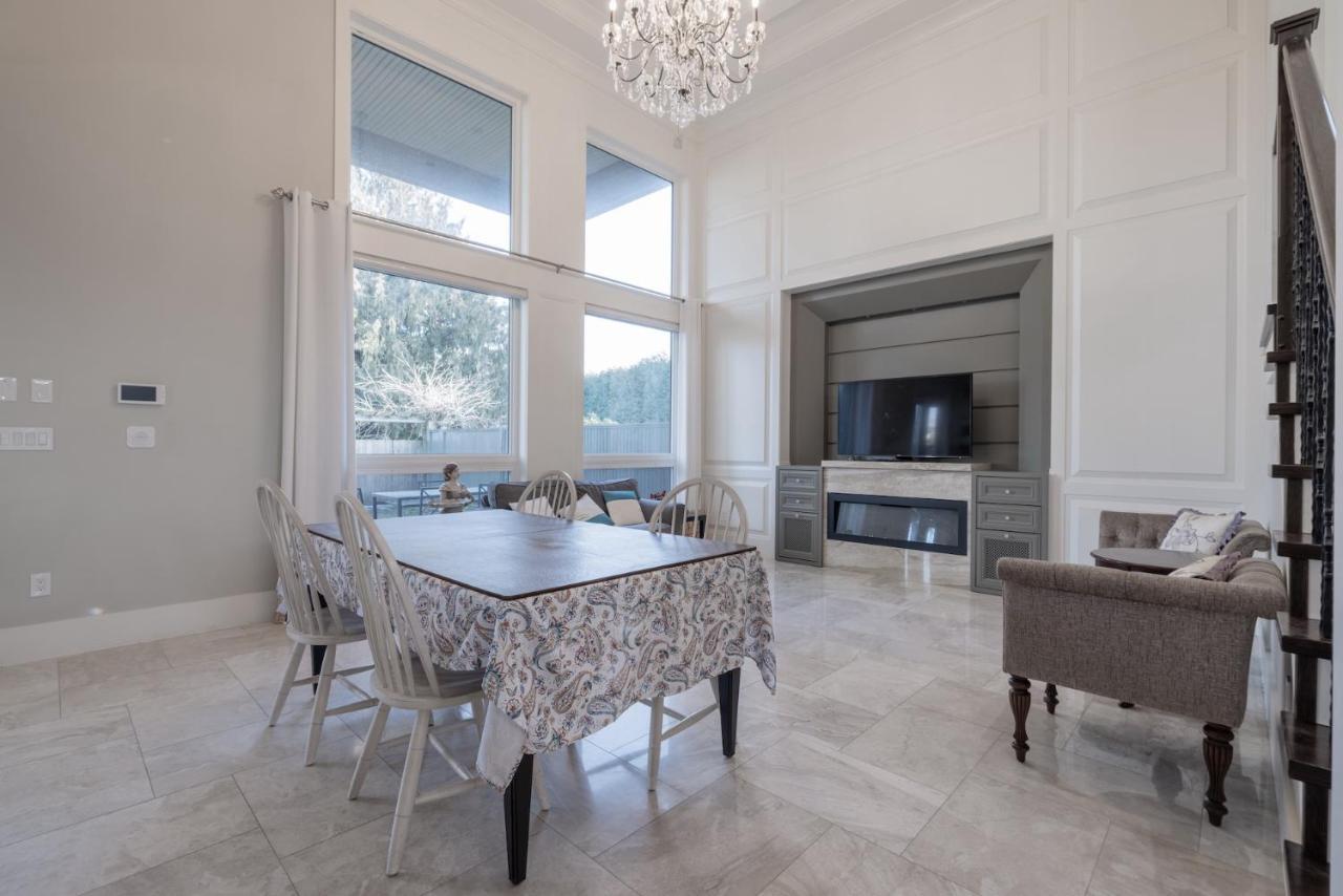 Luxurious Private Rooms In Ρίτσμοντ Εξωτερικό φωτογραφία
