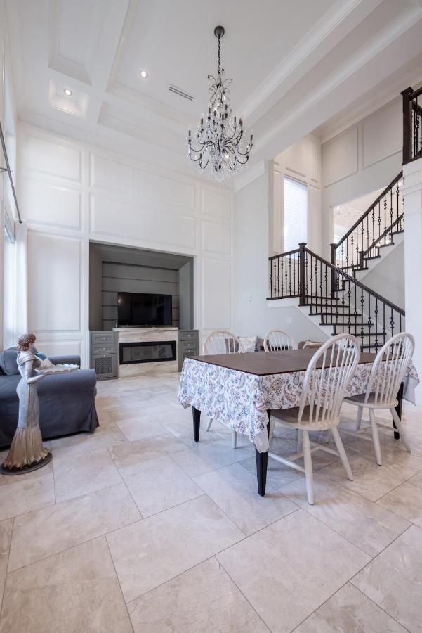 Luxurious Private Rooms In Ρίτσμοντ Εξωτερικό φωτογραφία