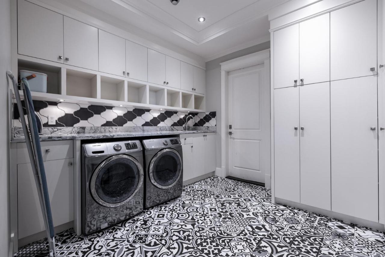 Luxurious Private Rooms In Ρίτσμοντ Εξωτερικό φωτογραφία